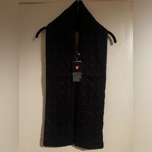 NWT Lululemon Reversible Quilted Zip Scarf -BLK